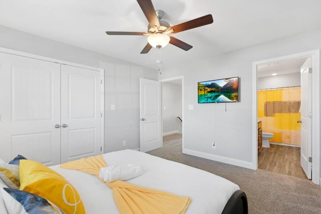 Make Lemonade In Luxury W King Bed And Free Parking Plus 40 Minutes To Nashville Clarksville Eksteriør billede