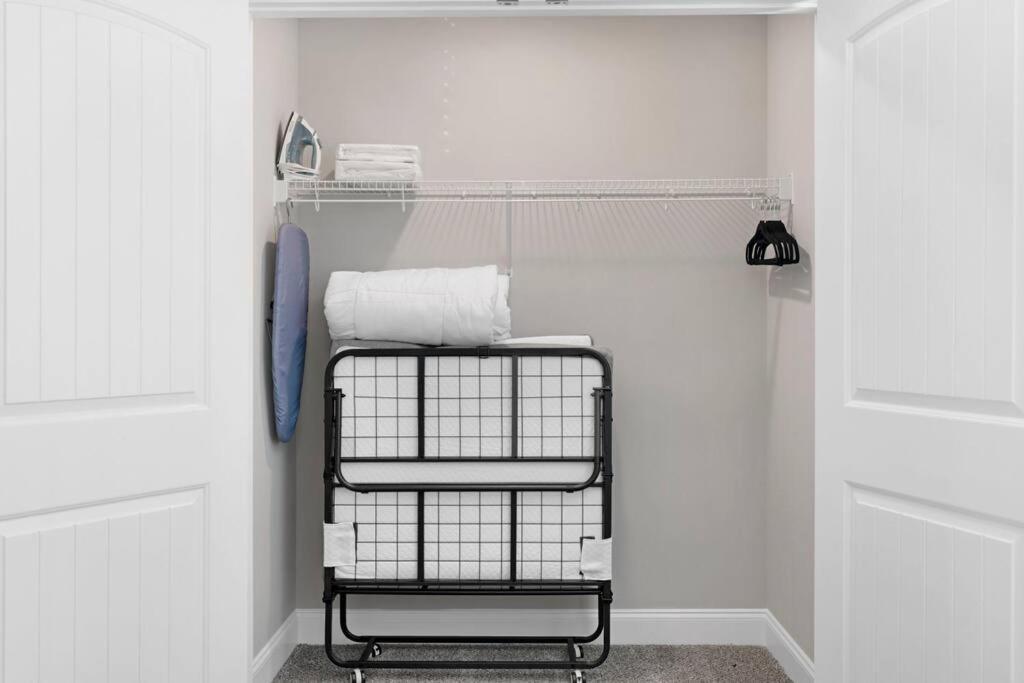 Make Lemonade In Luxury W King Bed And Free Parking Plus 40 Minutes To Nashville Clarksville Eksteriør billede